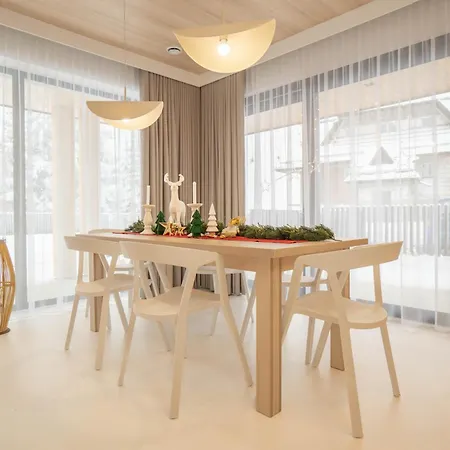 House Prestige White *